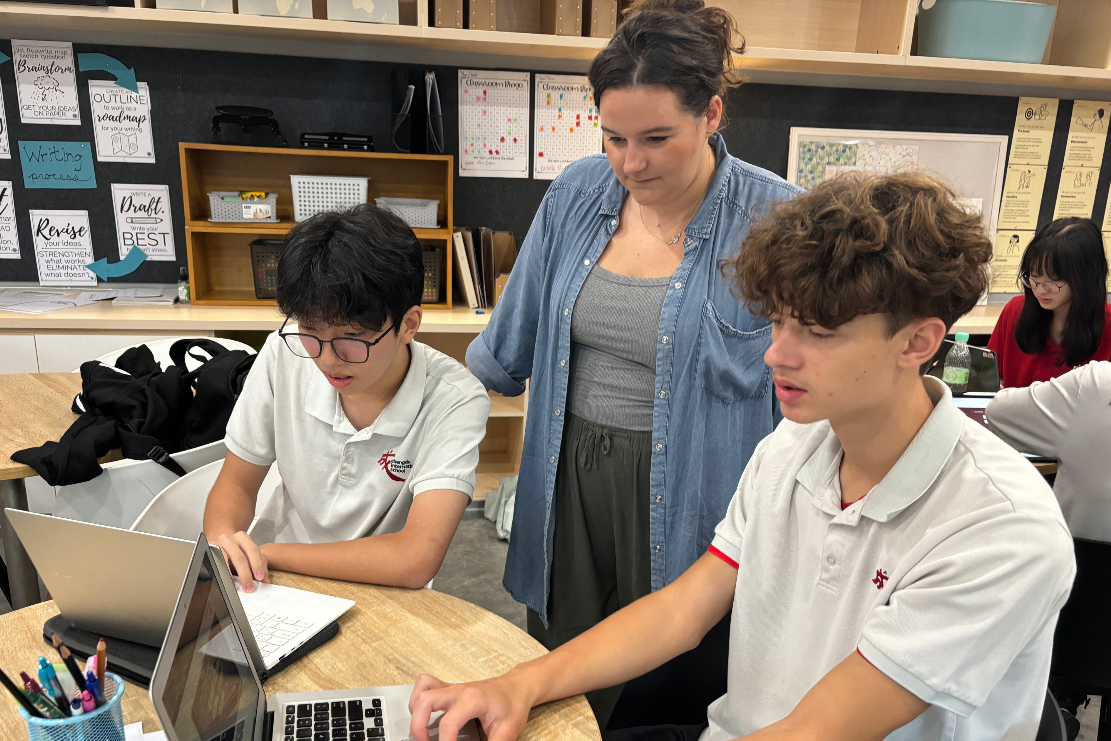 Lorin McKnight with students