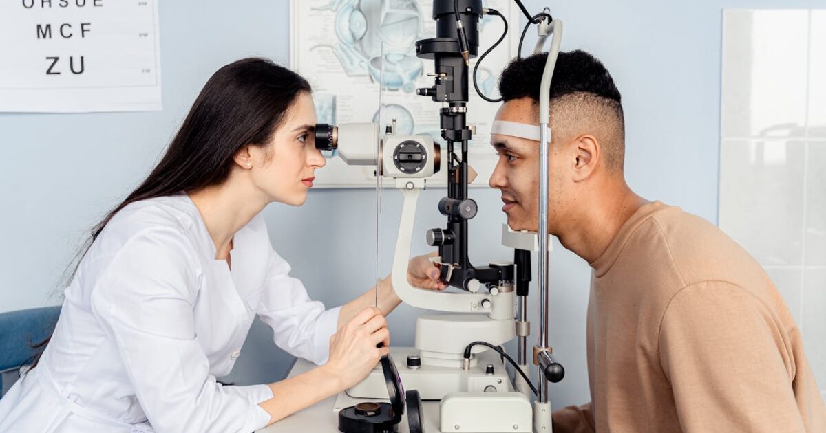 optometrist singapore